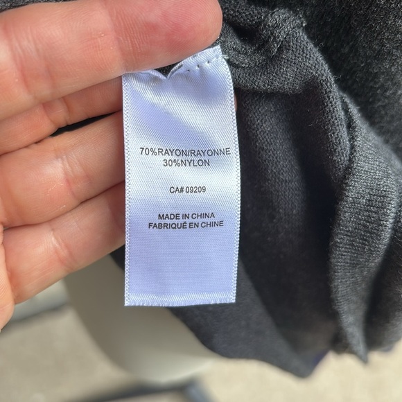 Cleo Gray and Blue Cowl Neck Sweater with Zipper Detail Sz Medium Petite - Picture 7 of 7